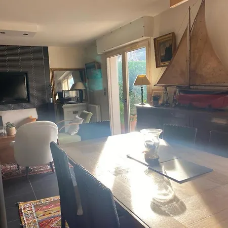Maison Cosy En Plein Coeur De فيلة *